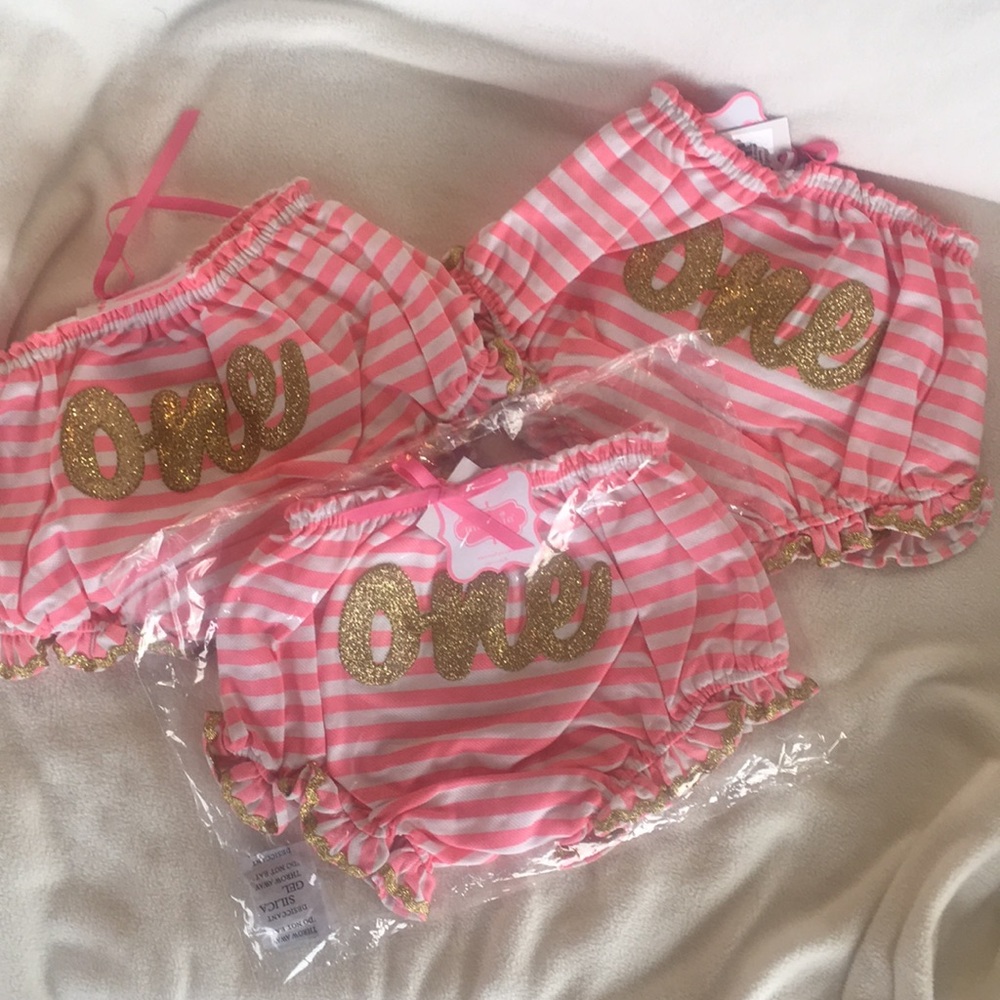 Mud Pie First birthday bloomers.